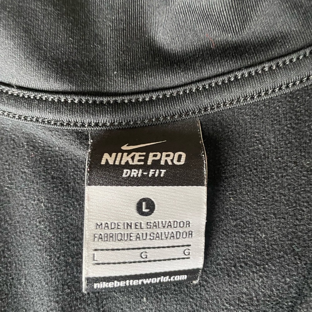 Nike Pro Women's Black 1/2 zip, cold gear pullover size large! - Picture 5 of 5
